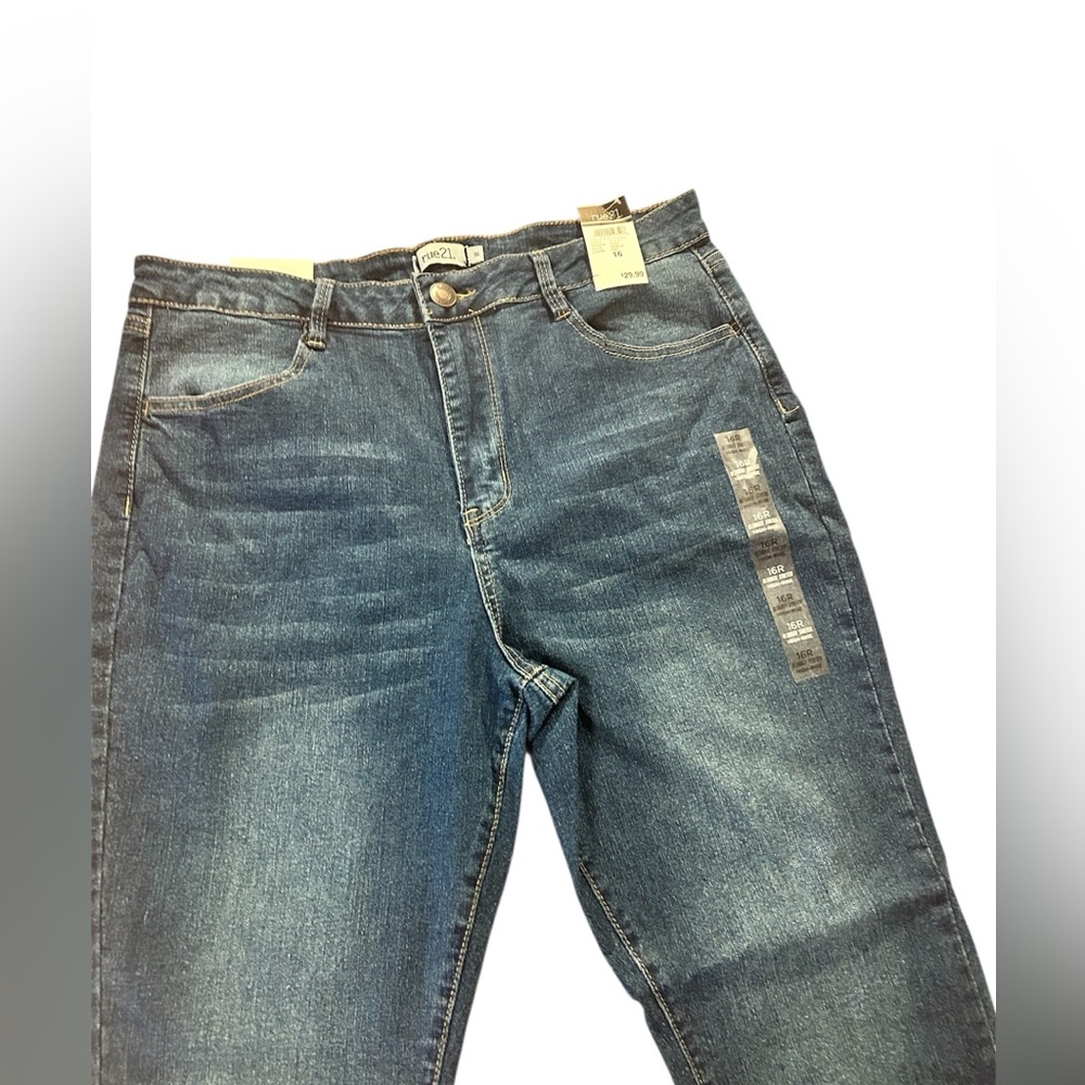 Rue21 High Rise Blue Jeans with Cropped Fit Ultimate Stretch 16R - Picture 6 of 12